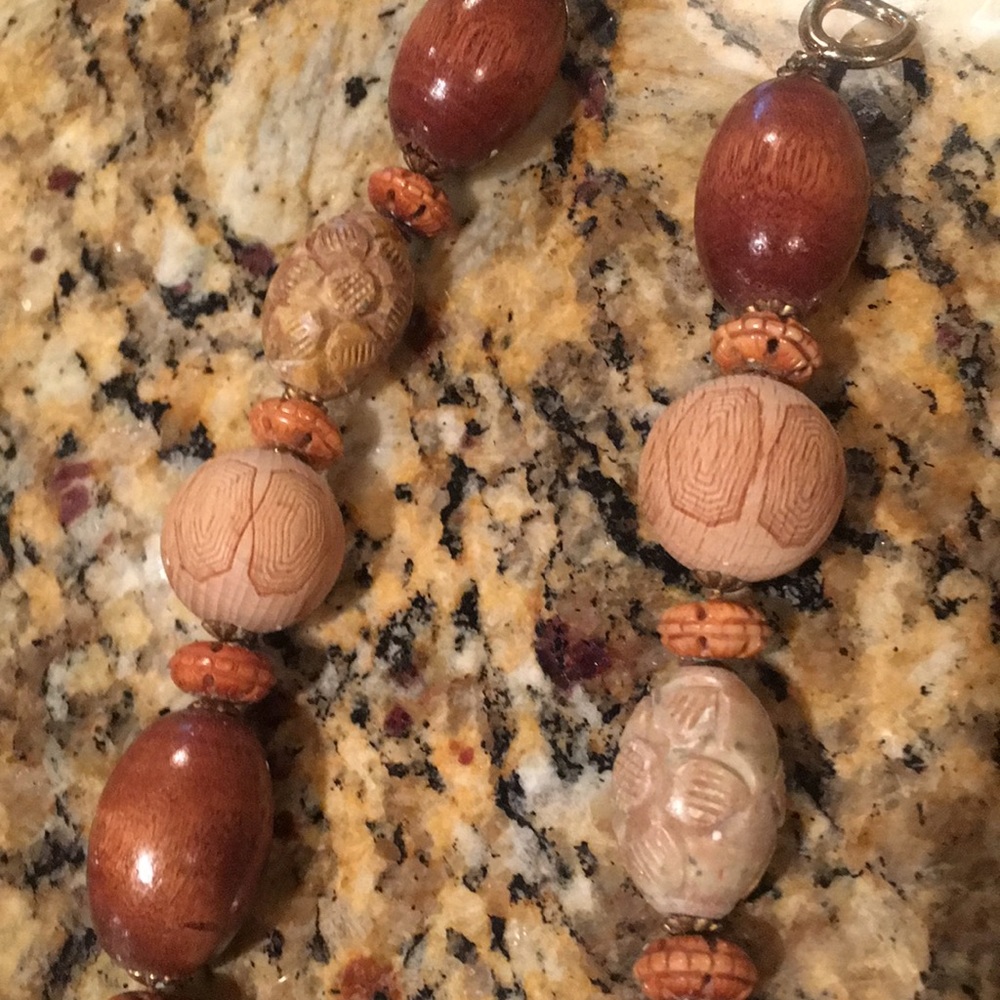 Comer necklace - Picture 4 of 8